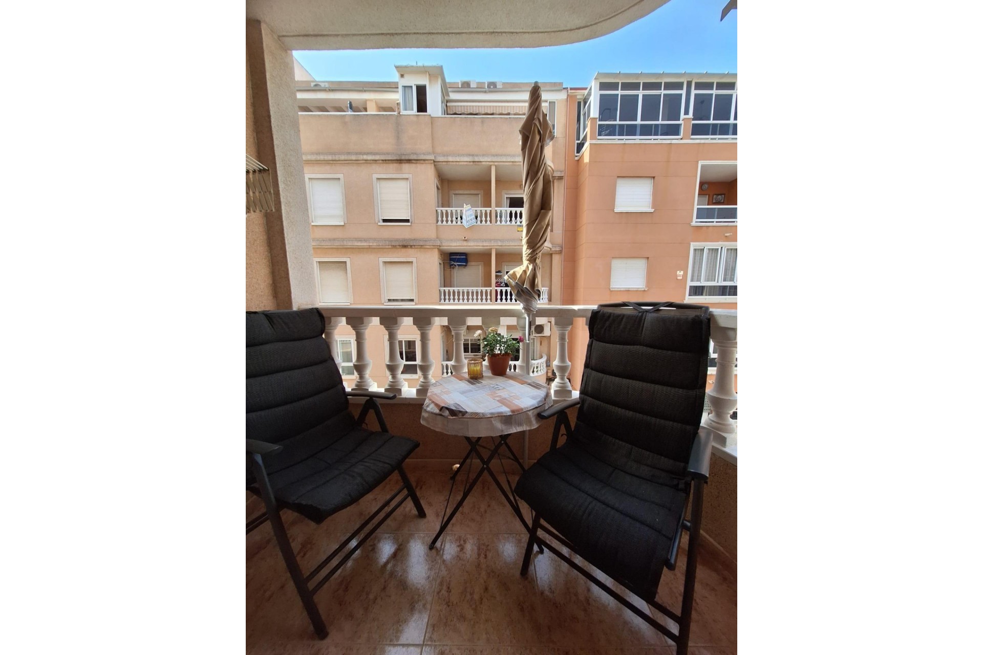 Resale - Apartment -
Torrevieja - Playa del Cura