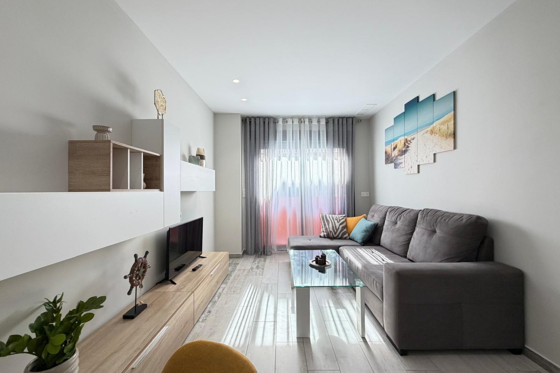 Resale - Apartment -
Torrevieja - Playa del Cura