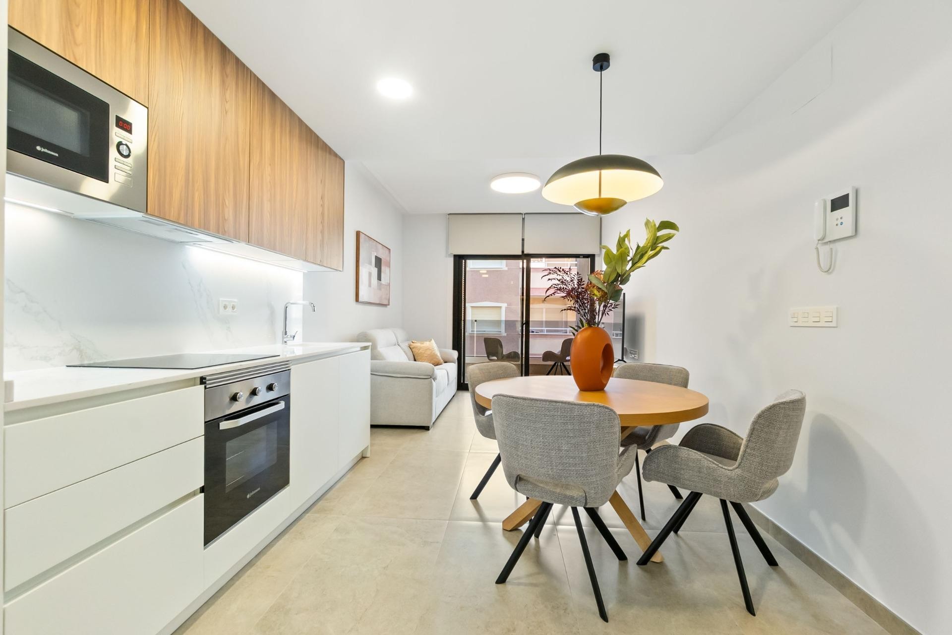 Resale - Apartment -
Torrevieja - Playa del Cura