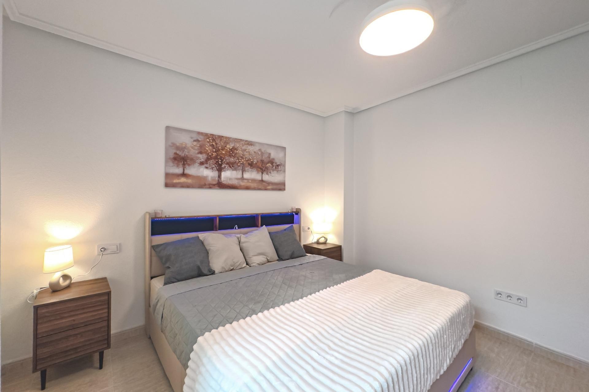 Resale - Apartment -
Torrevieja - Playa del Cura