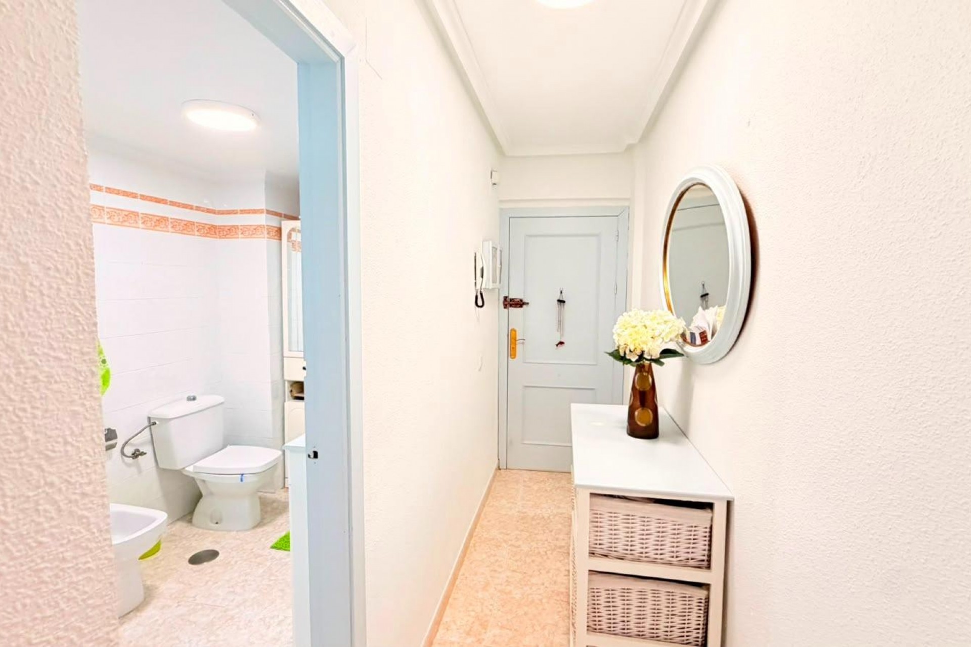 Resale - Apartment -
Torrevieja - Playa del Cura