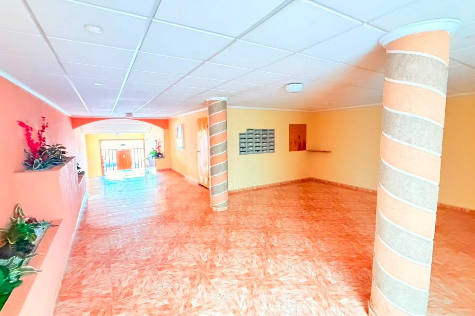 Resale - Apartment -
Torrevieja - Playa del Cura