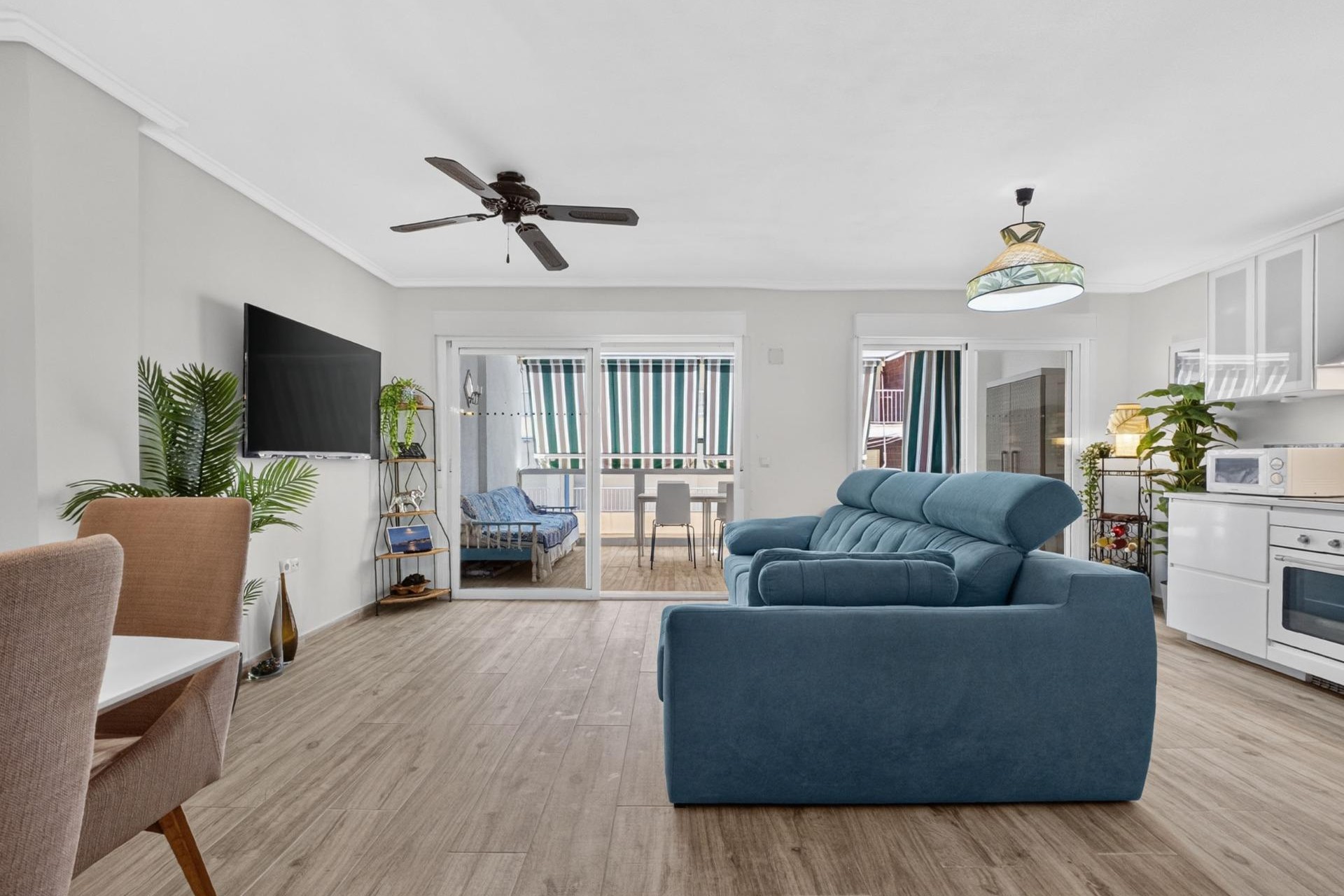 Resale - Apartment -
Torrevieja - Playa del Cura