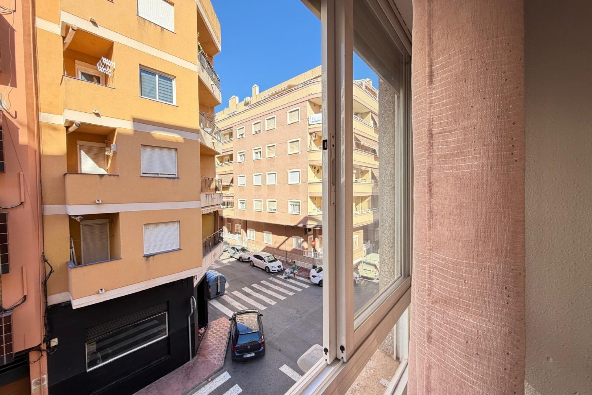 Resale - Apartment -
Torrevieja - Playa del Cura