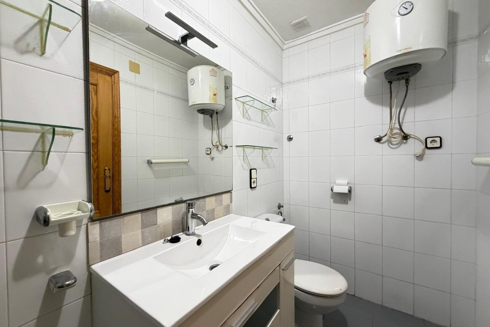 Resale - Apartment -
Torrevieja - Playa del Cura