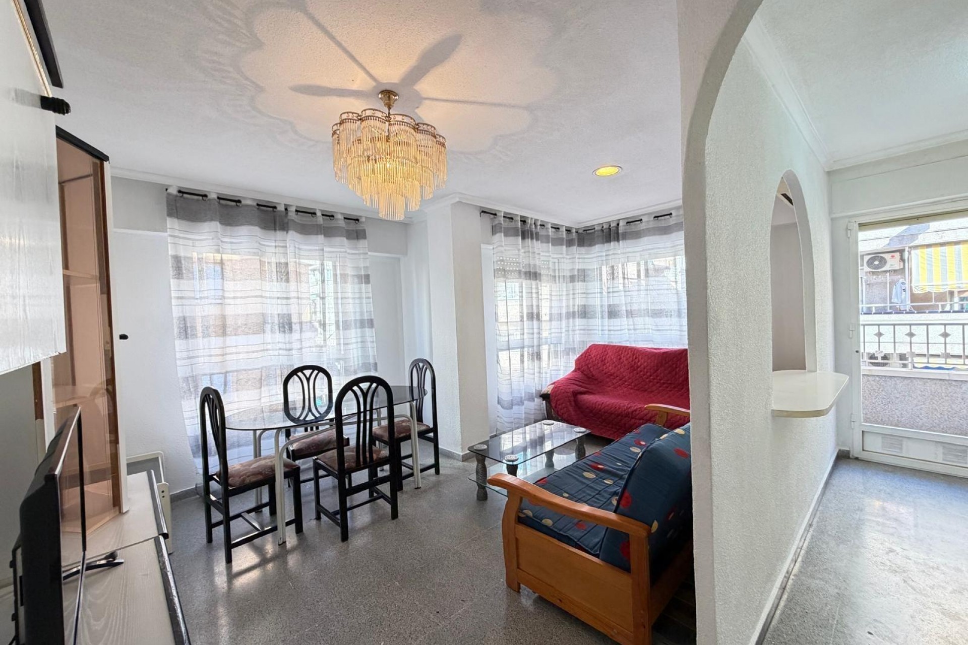 Resale - Apartment -
Torrevieja - Playa del Cura