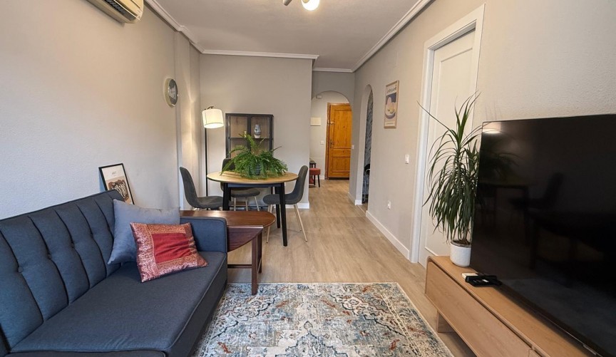 Resale - Apartment -
Torrevieja - Playa del Cura