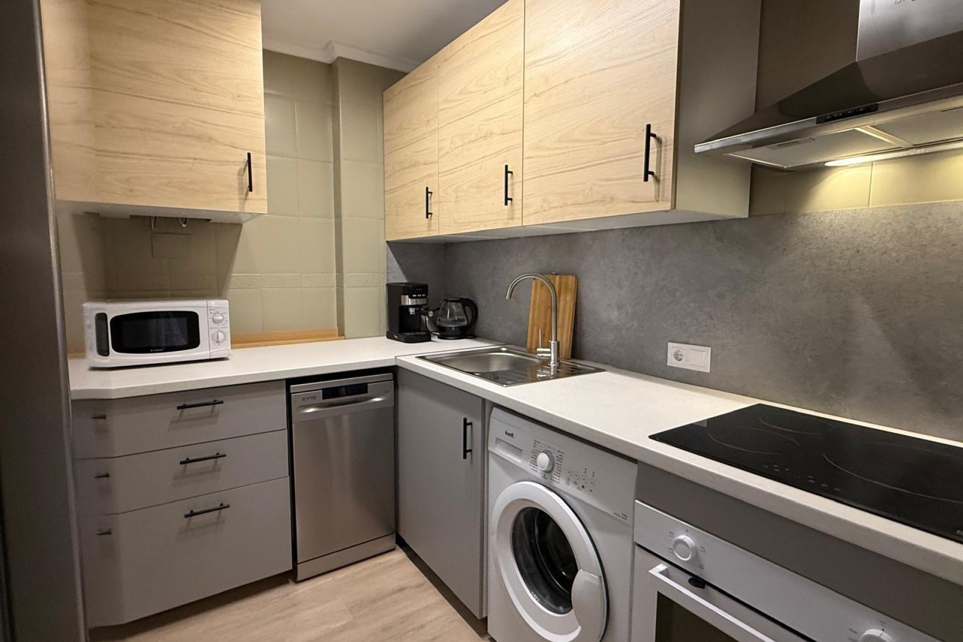 Resale - Apartment -
Torrevieja - Playa del Cura