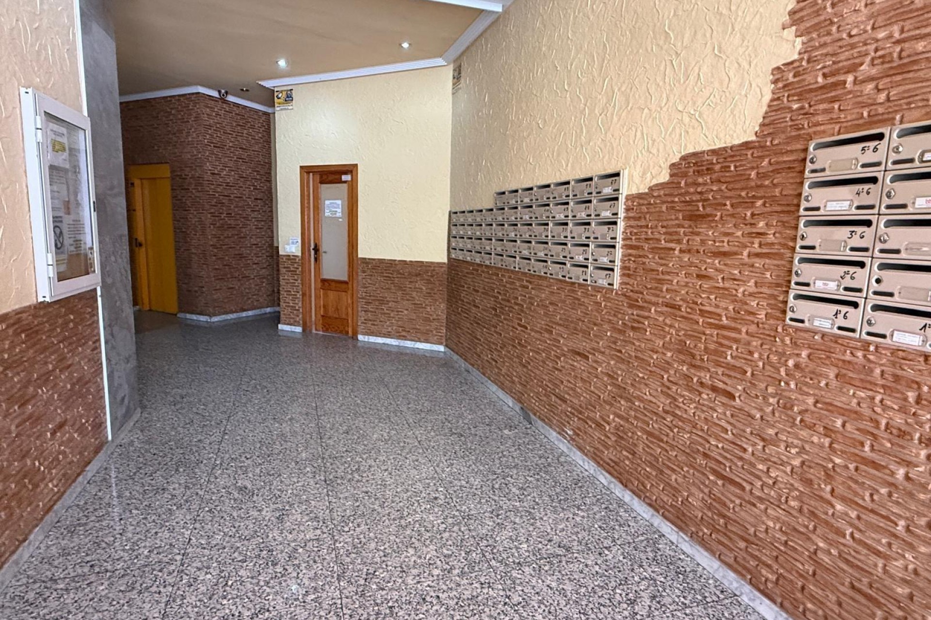 Resale - Apartment -
Torrevieja - Playa del Cura