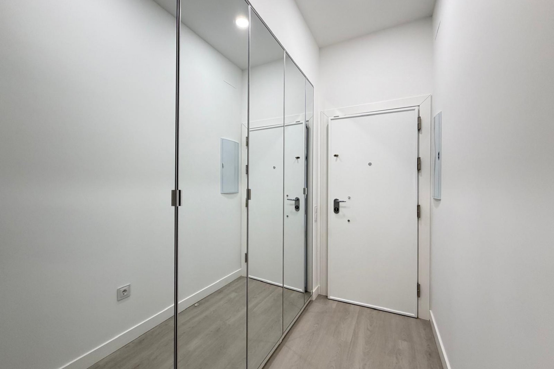 Resale - Apartment -
Torrevieja - Playa del Cura