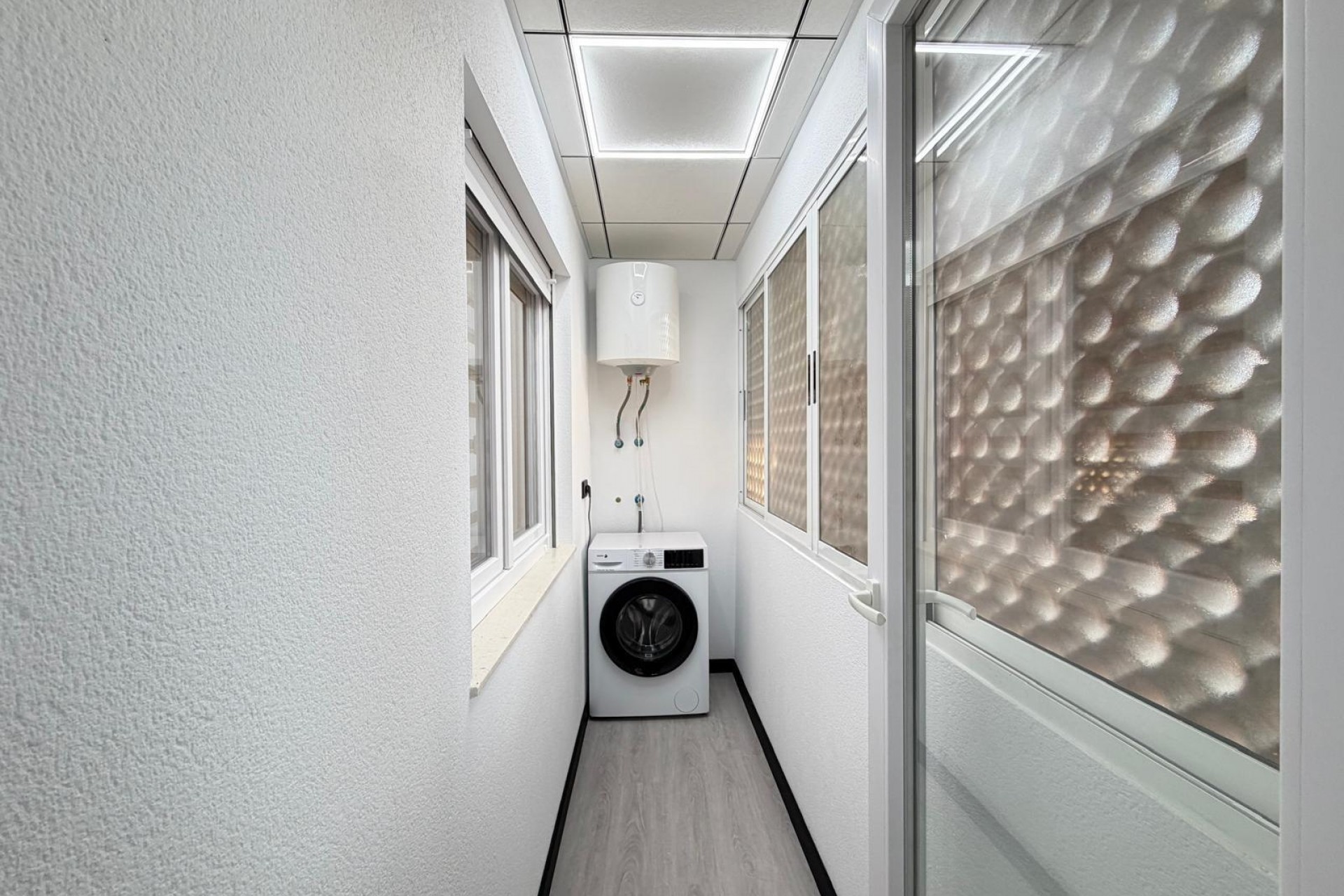 Resale - Apartment -
Torrevieja - Playa del Cura