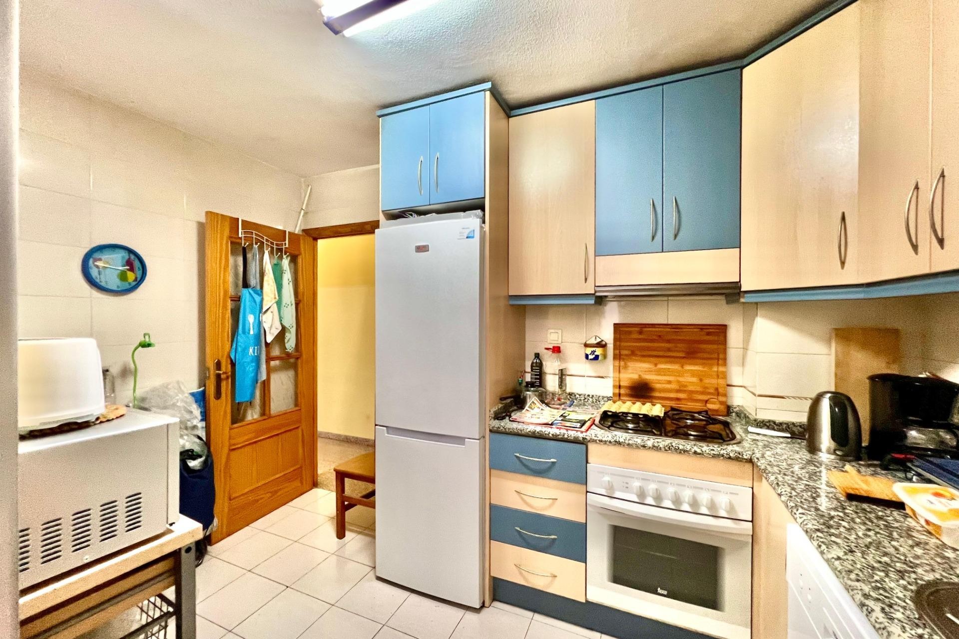 Resale - Apartment -
Torrevieja - Puerto Deportivo