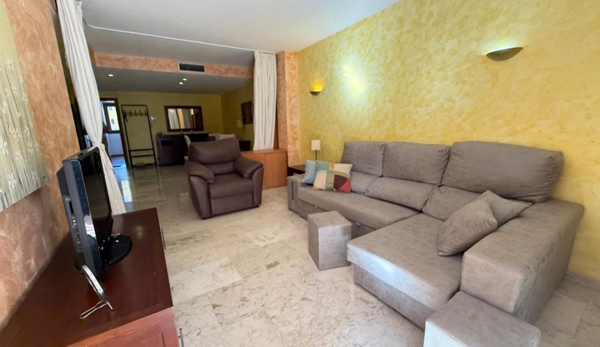 Resale - Apartment -
Torrevieja - Punta Prima