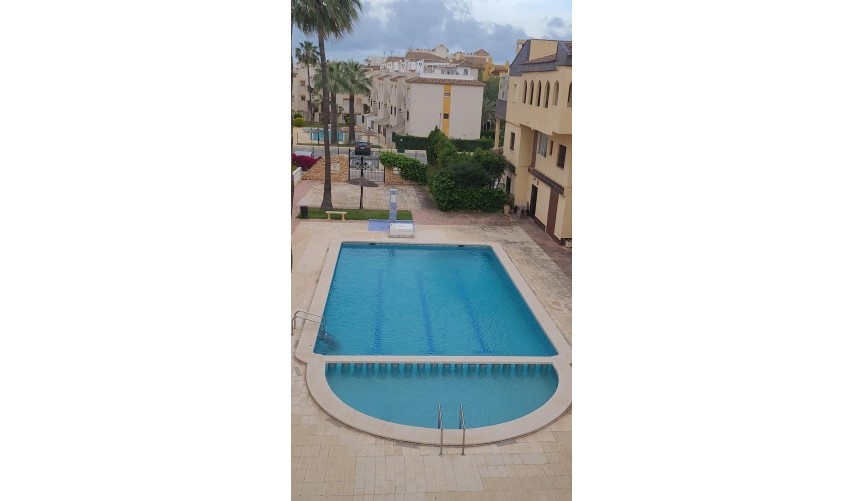 Resale - Apartment -
Torrevieja - Punta Prima