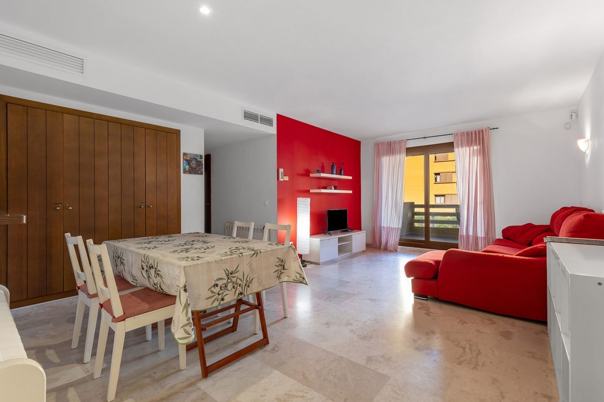 Resale - Apartment -
Torrevieja - Punta Prima