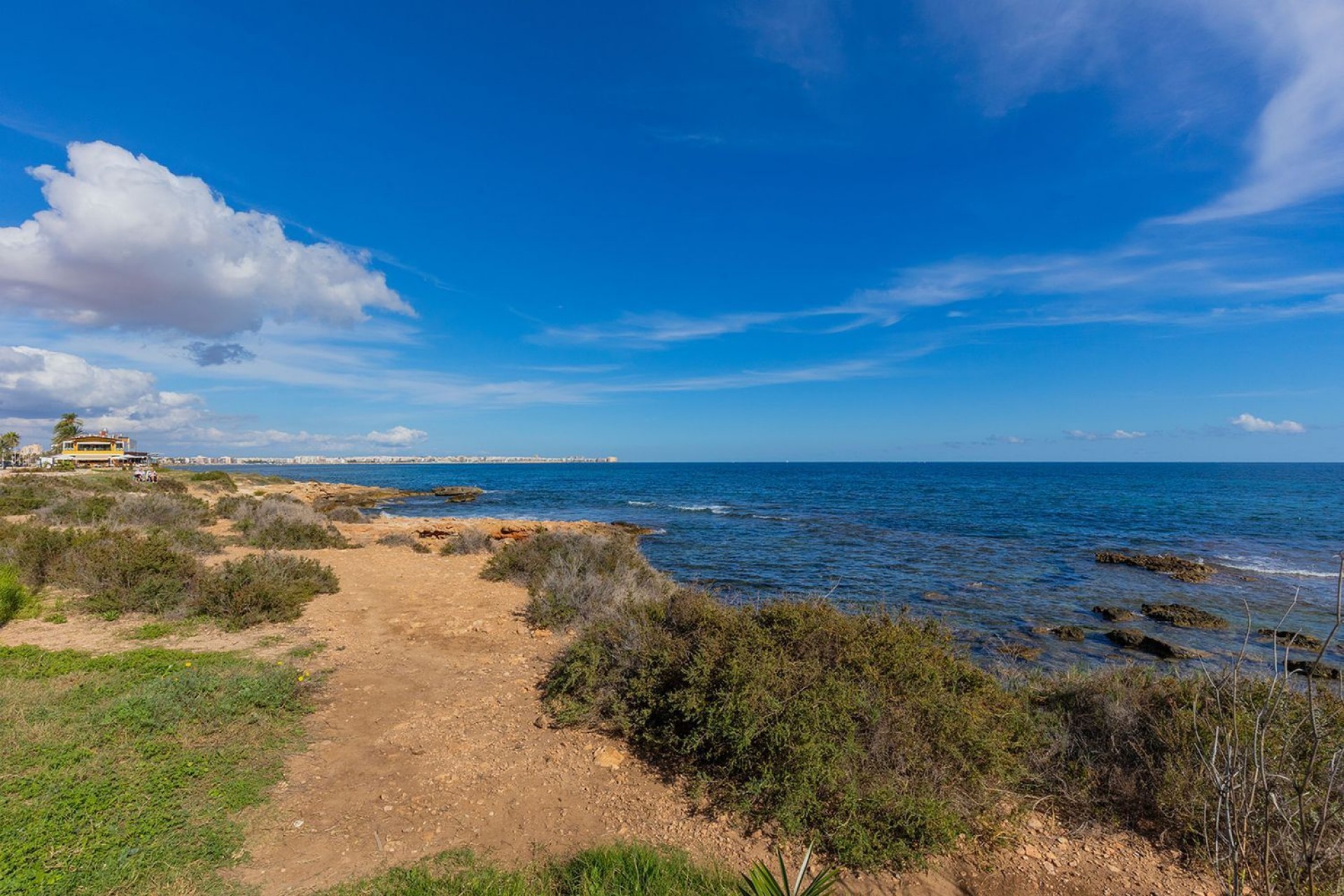 Resale - Apartment -
Torrevieja - Punta Prima