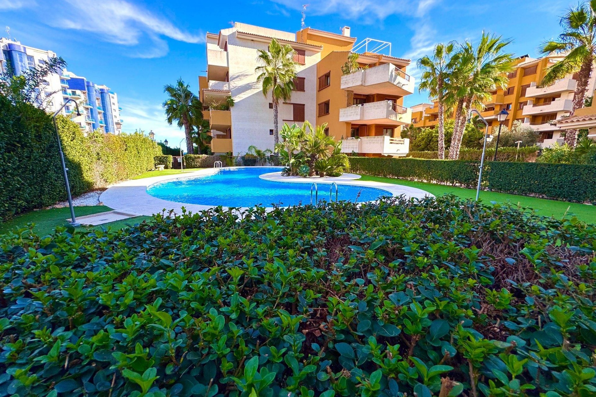 Resale - Apartment -
Torrevieja - Punta Prima
