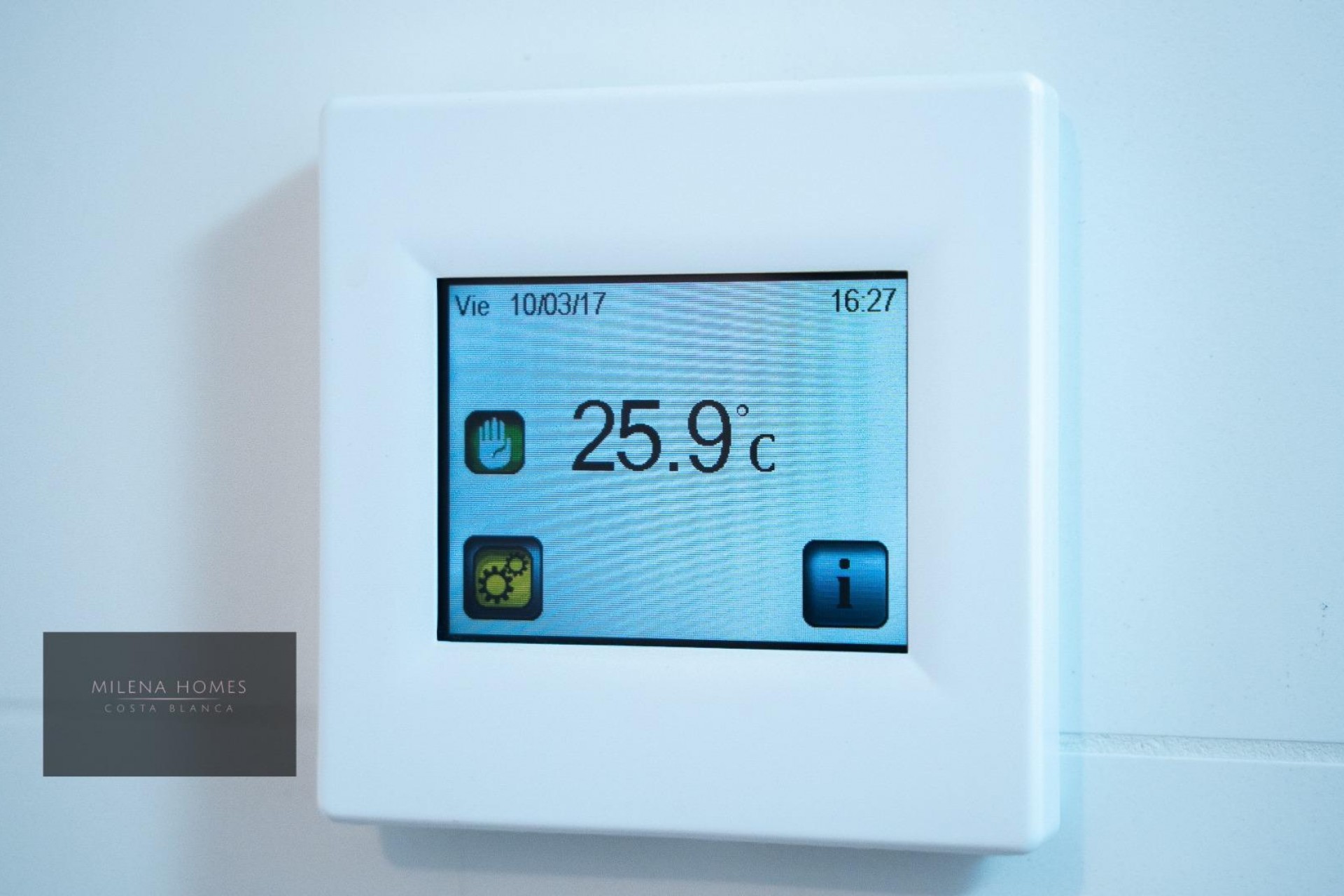 Resale - Apartment -
Torrevieja - Punta Prima