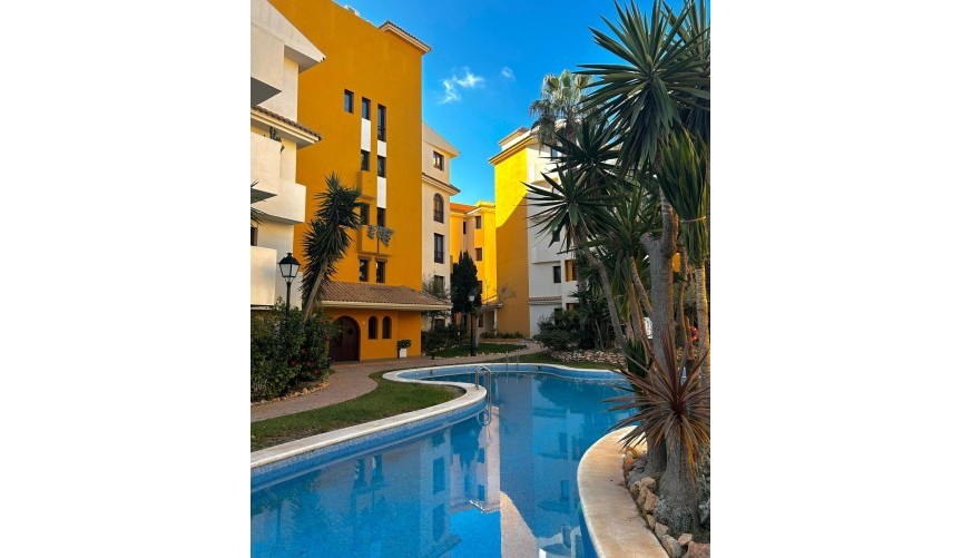 Resale - Apartment -
Torrevieja - Punta Prima