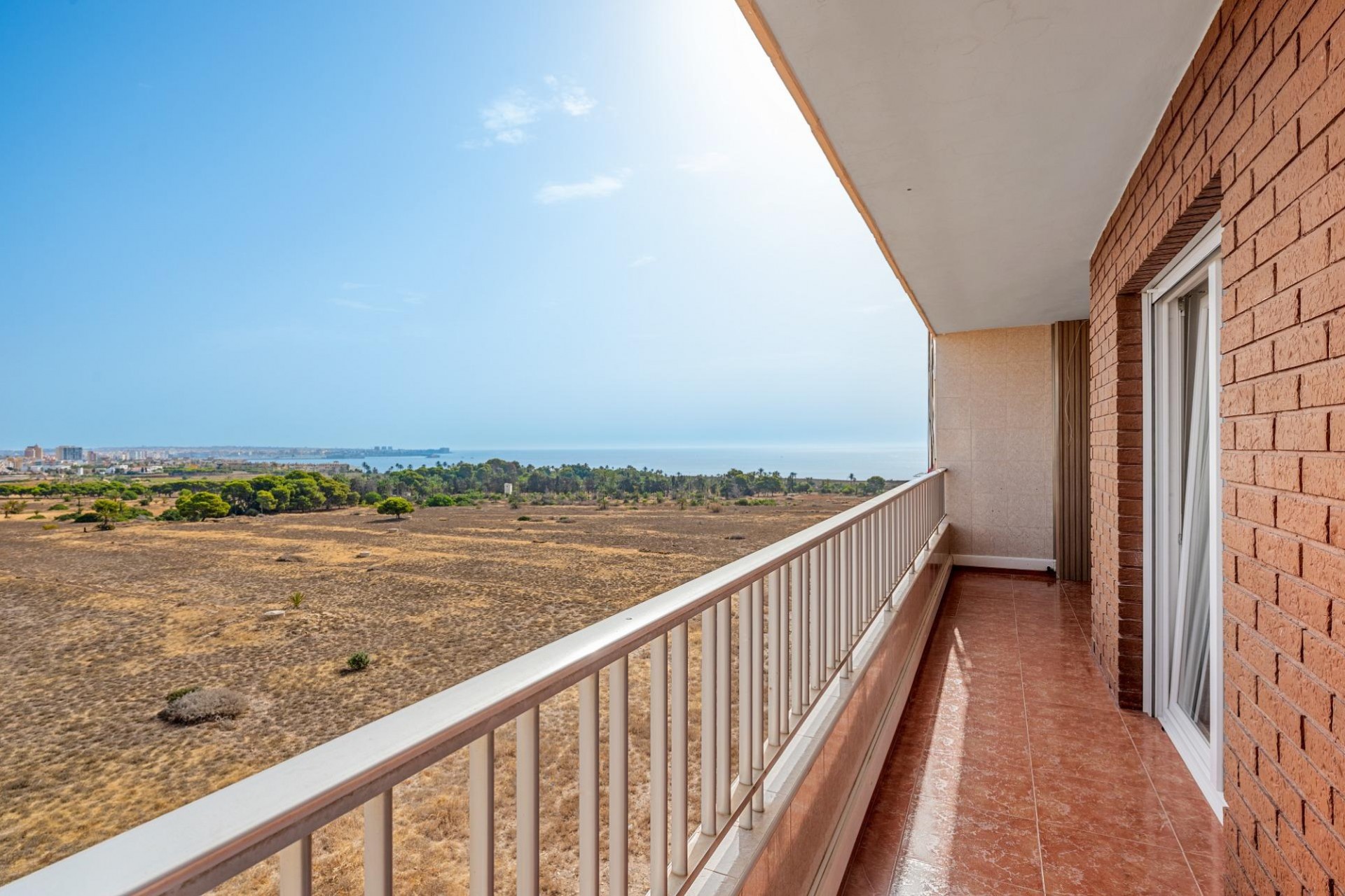 Resale - Apartment -
Torrevieja - Punta Prima