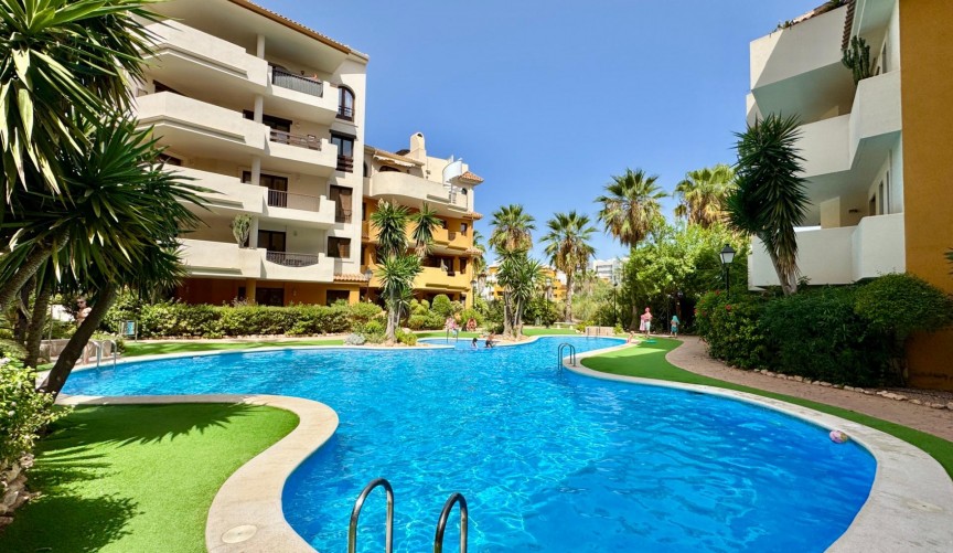 Resale - Apartment -
Torrevieja - Punta Prima
