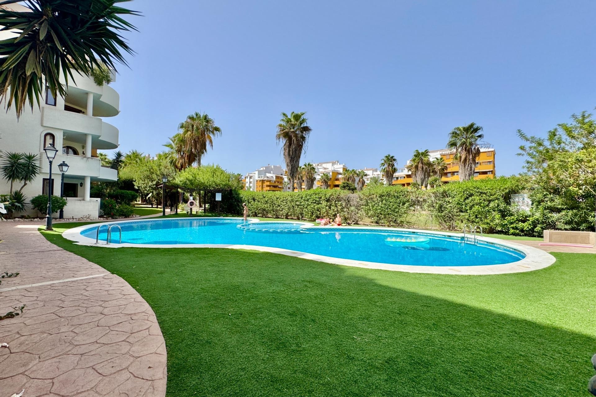 Resale - Apartment -
Torrevieja - Punta Prima