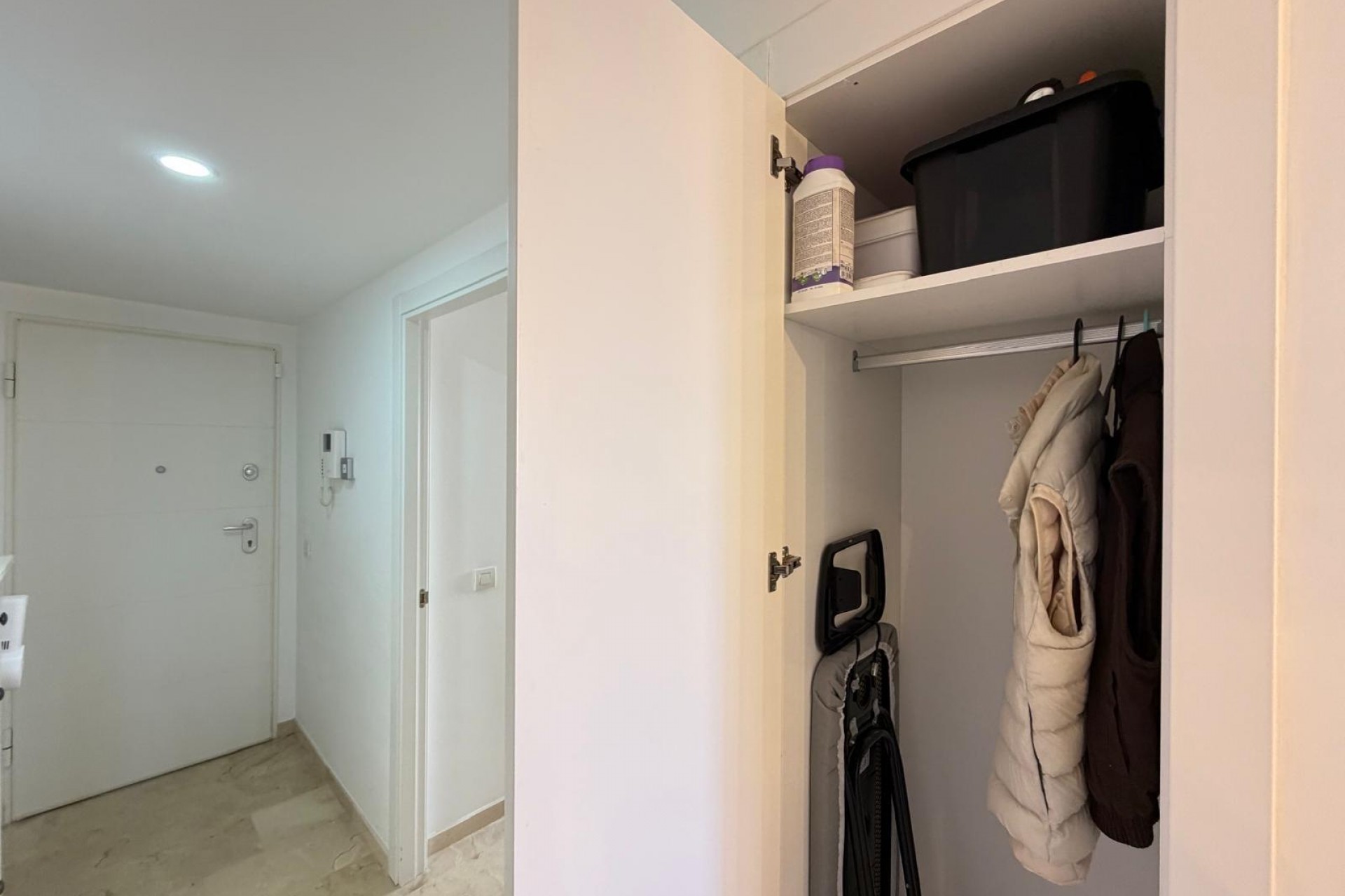 Resale - Apartment -
Torrevieja - Punta Prima