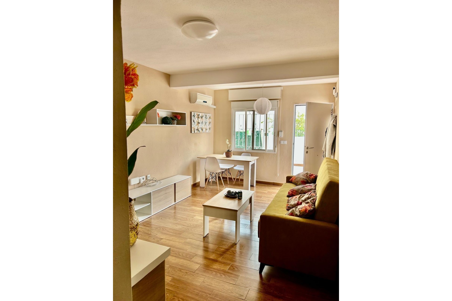 Resale - Apartment -
Torrevieja - Sector 25