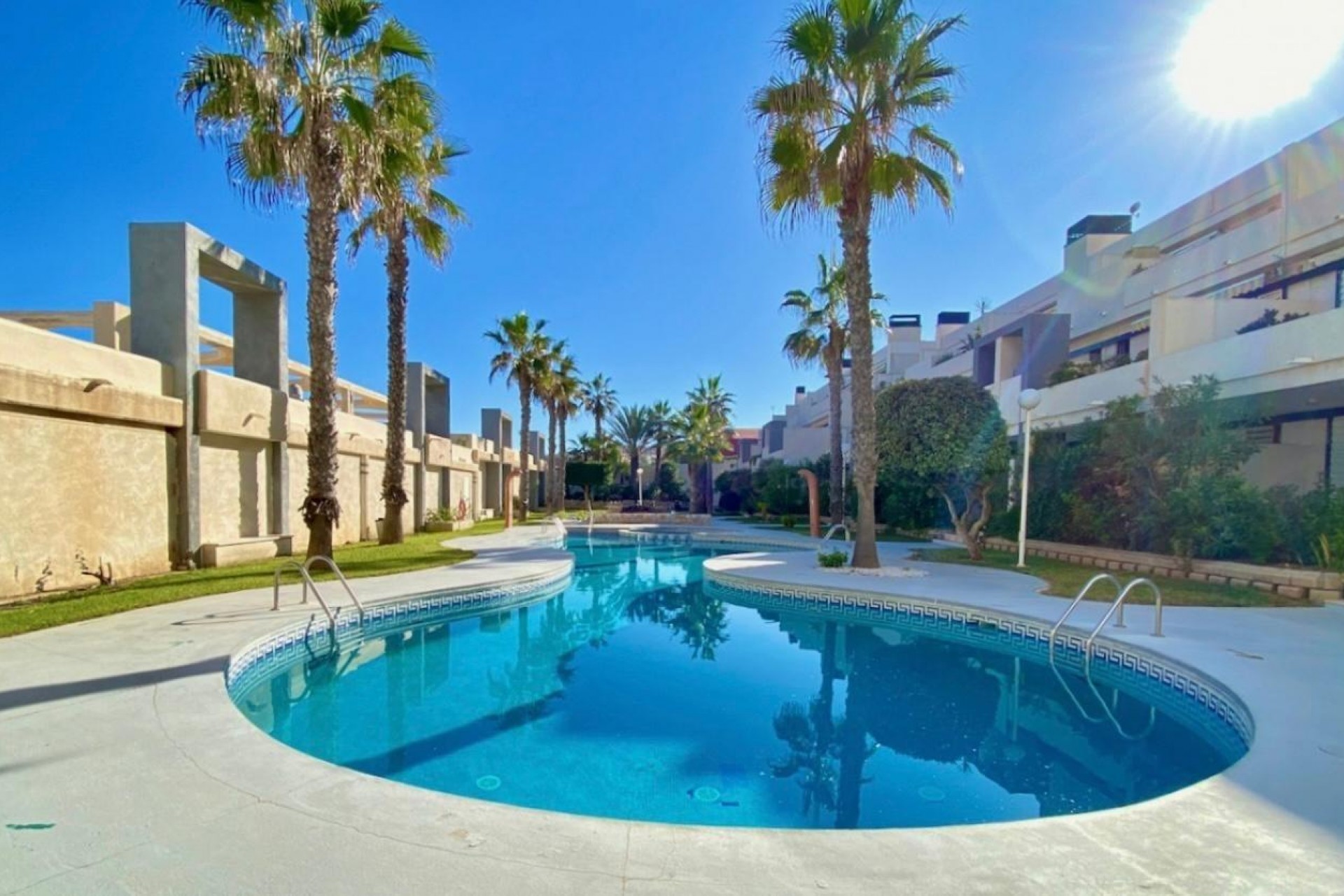 Resale - Apartment -
Torrevieja - Torre La Mata