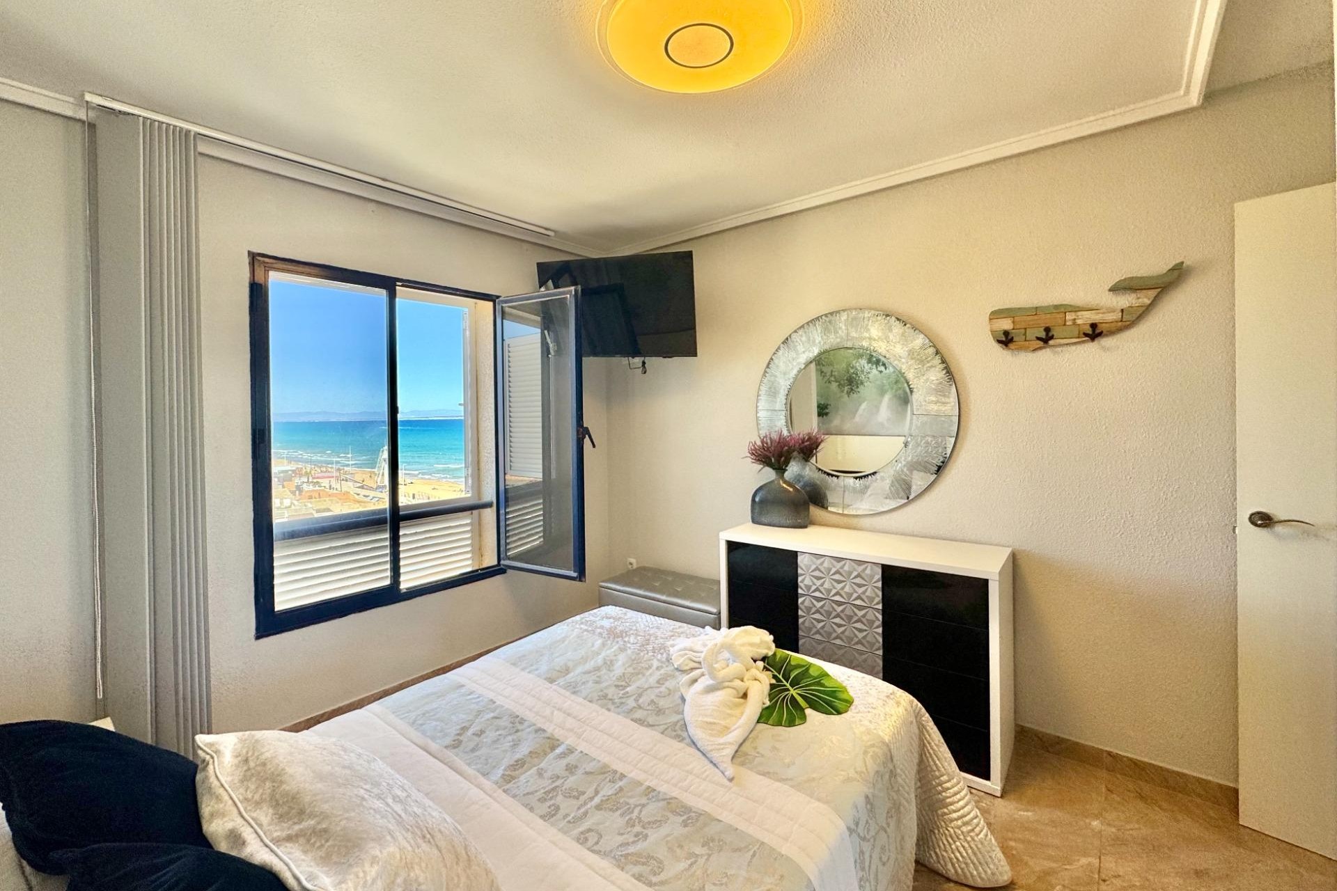 Resale - Apartment -
Torrevieja - Torre La Mata