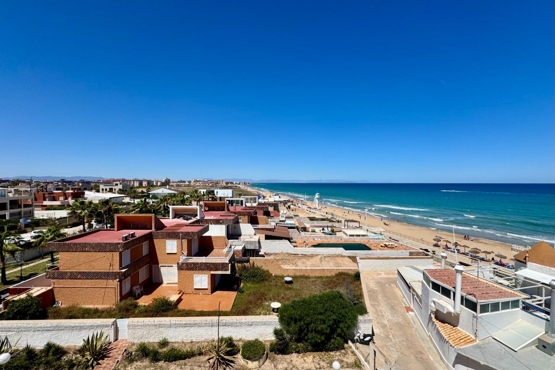 Resale - Apartment -
Torrevieja - Torre La Mata