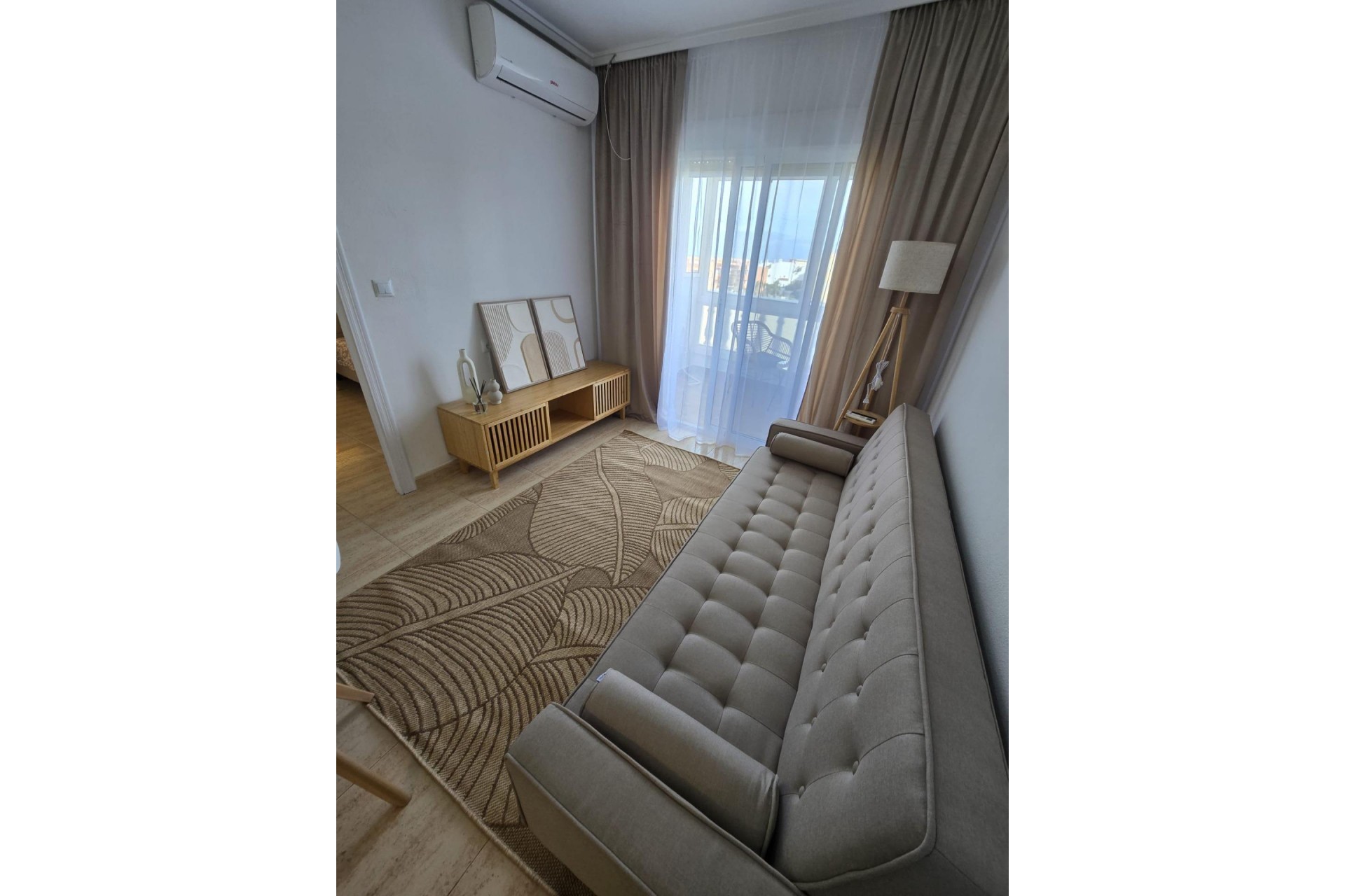Resale - Apartment -
Torrevieja - Torreblanca