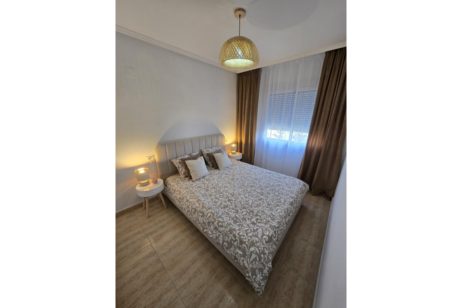 Resale - Apartment -
Torrevieja - Torreblanca