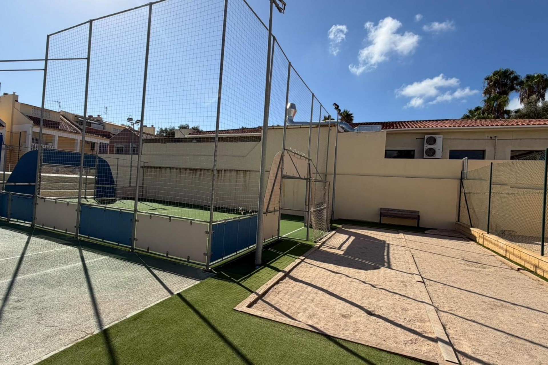 Resale - Apartment -
Torrevieja - Torreblanca