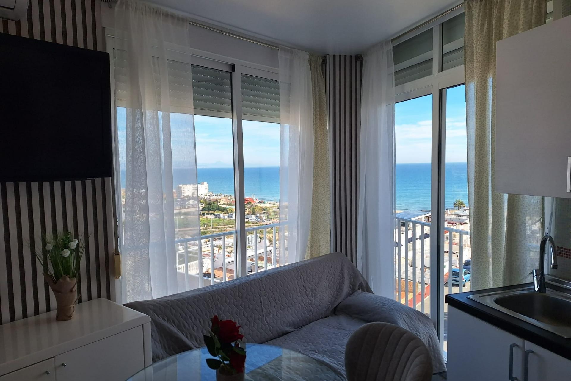 Resale - Apartment -
Torrevieja - Torrejón