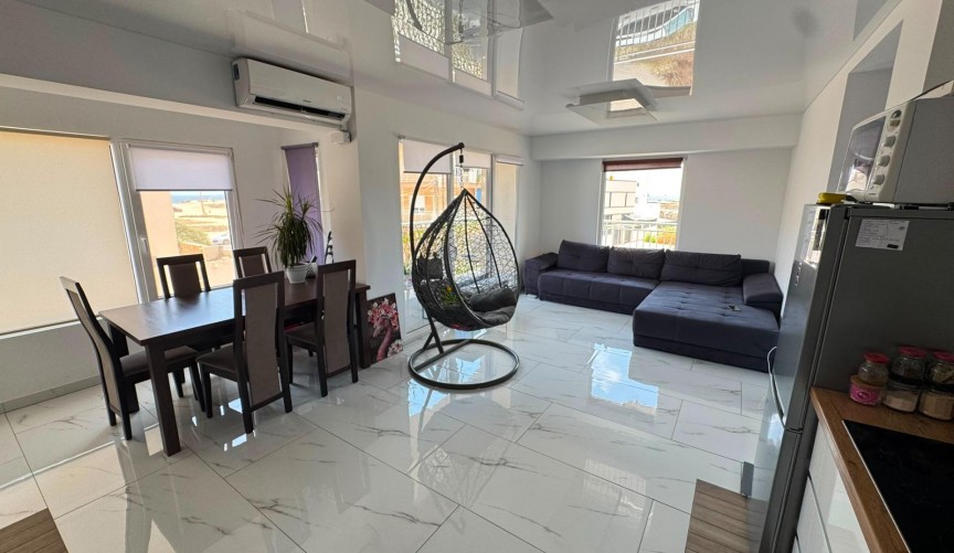 Resale - Apartment -
Torrevieja - Zona Los Frutales