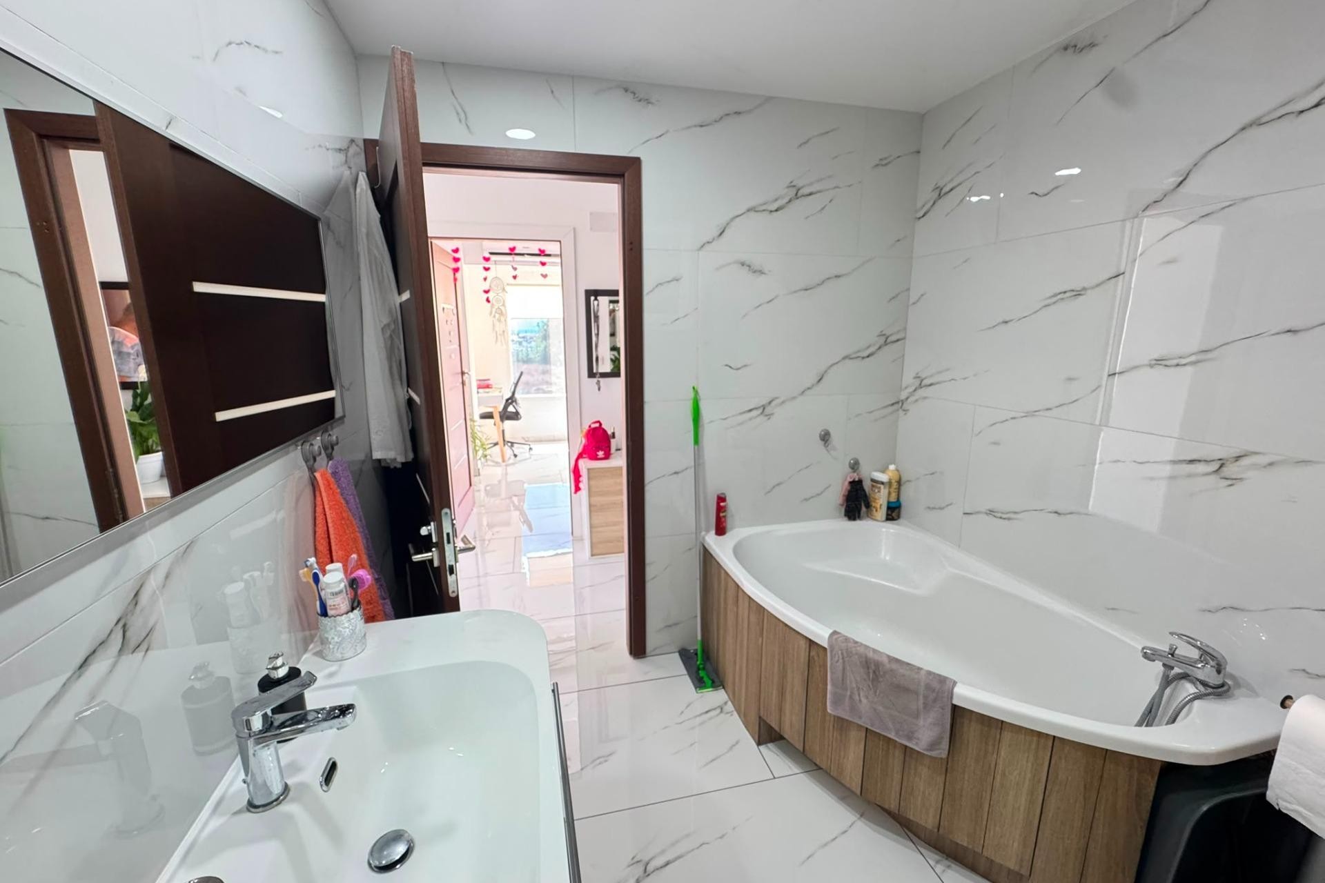 Resale - Apartment -
Torrevieja - Zona Los Frutales