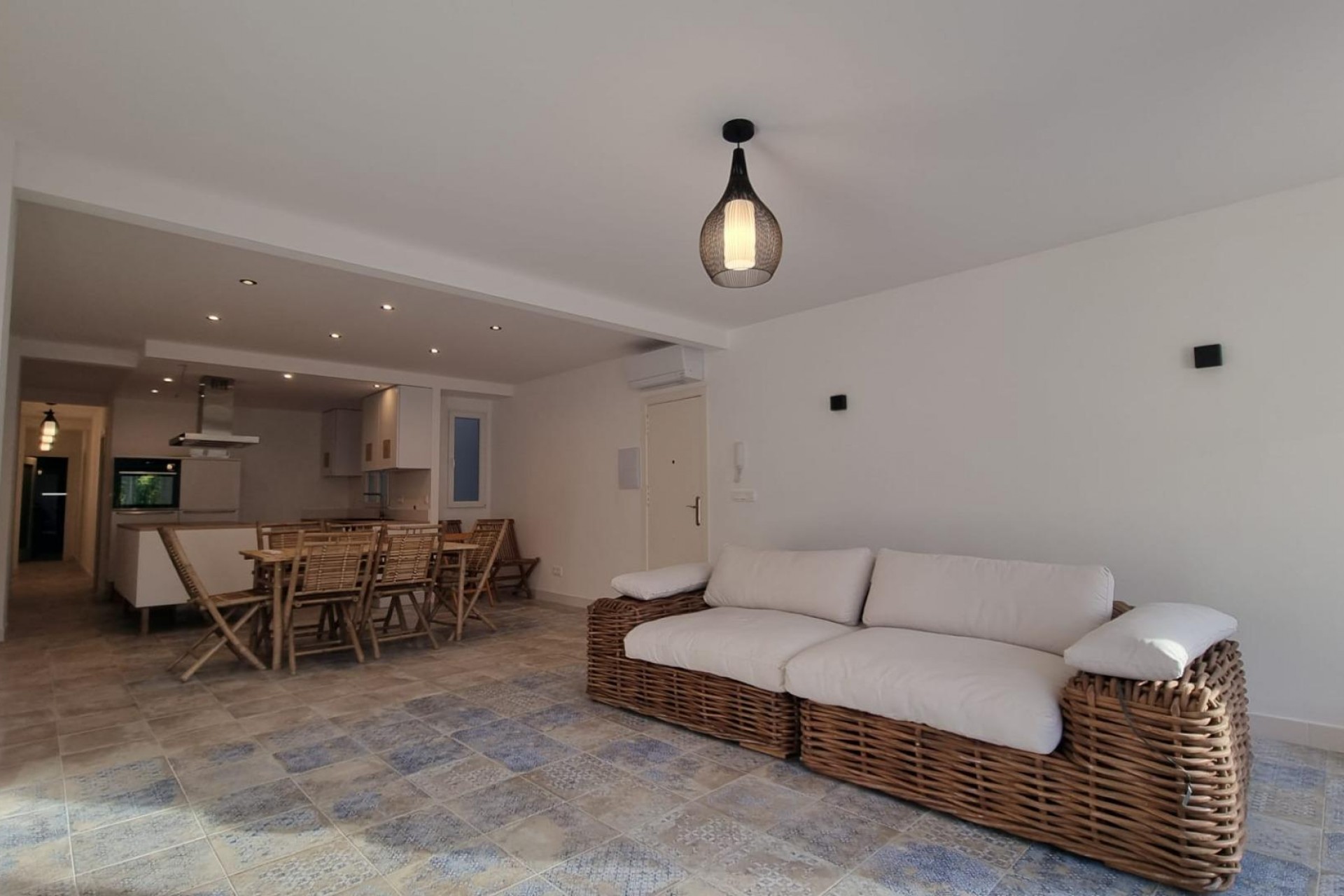 Resale - Apartment -
Torrevieja