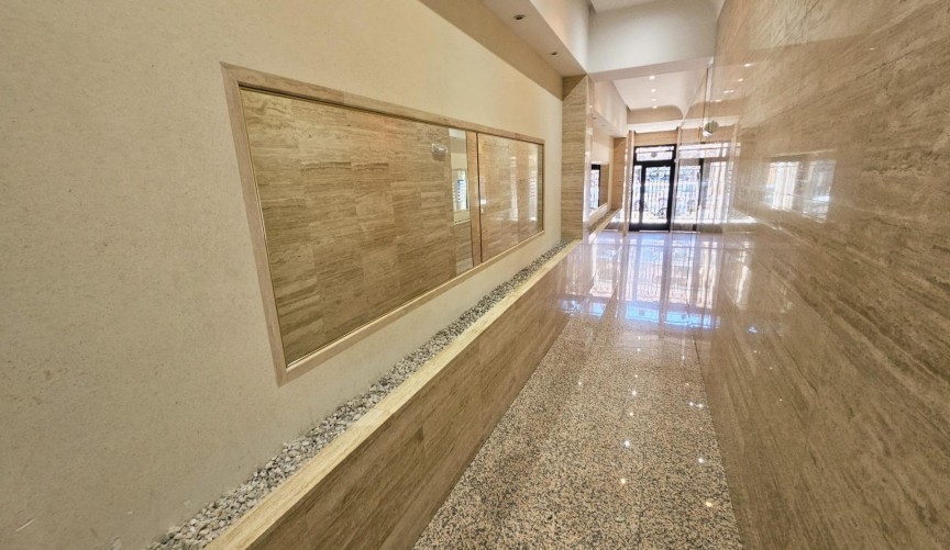 Resale - Apartment -
Torrevieja