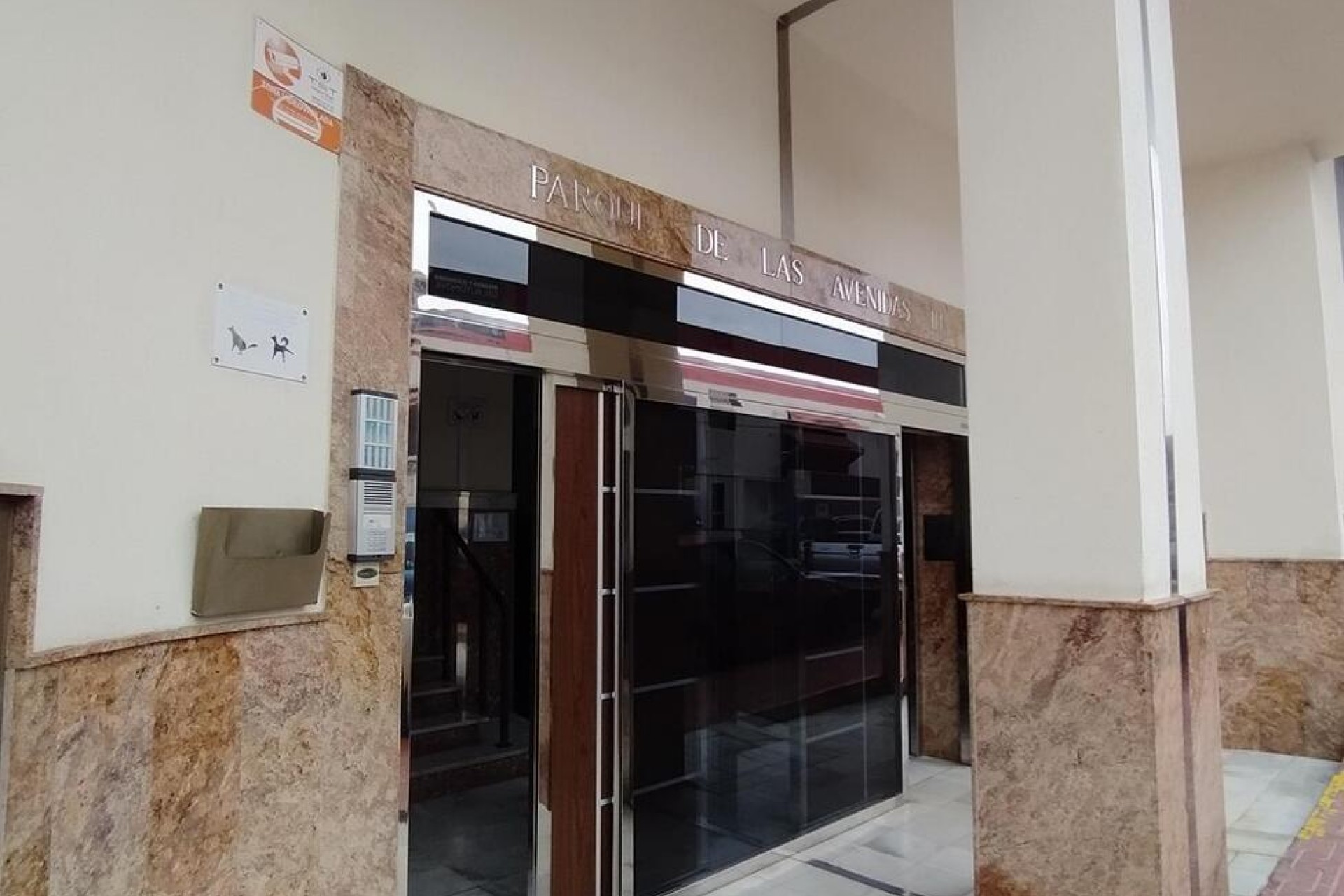 Resale - Apartment -
Torrevieja