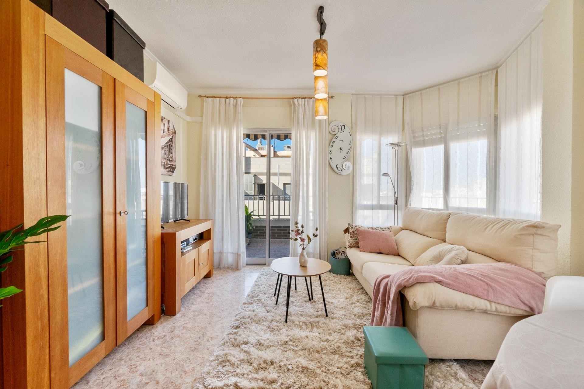 Resale - Apartment -
Torrevieja