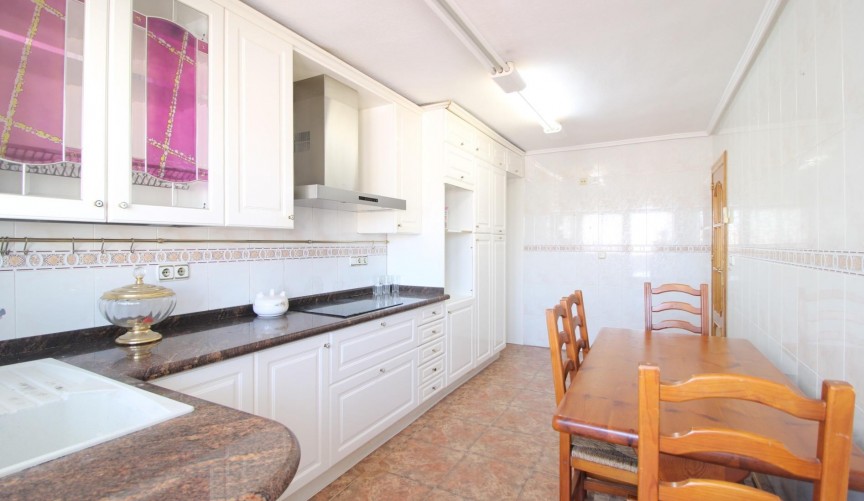 Resale - Apartment -
Torrevieja