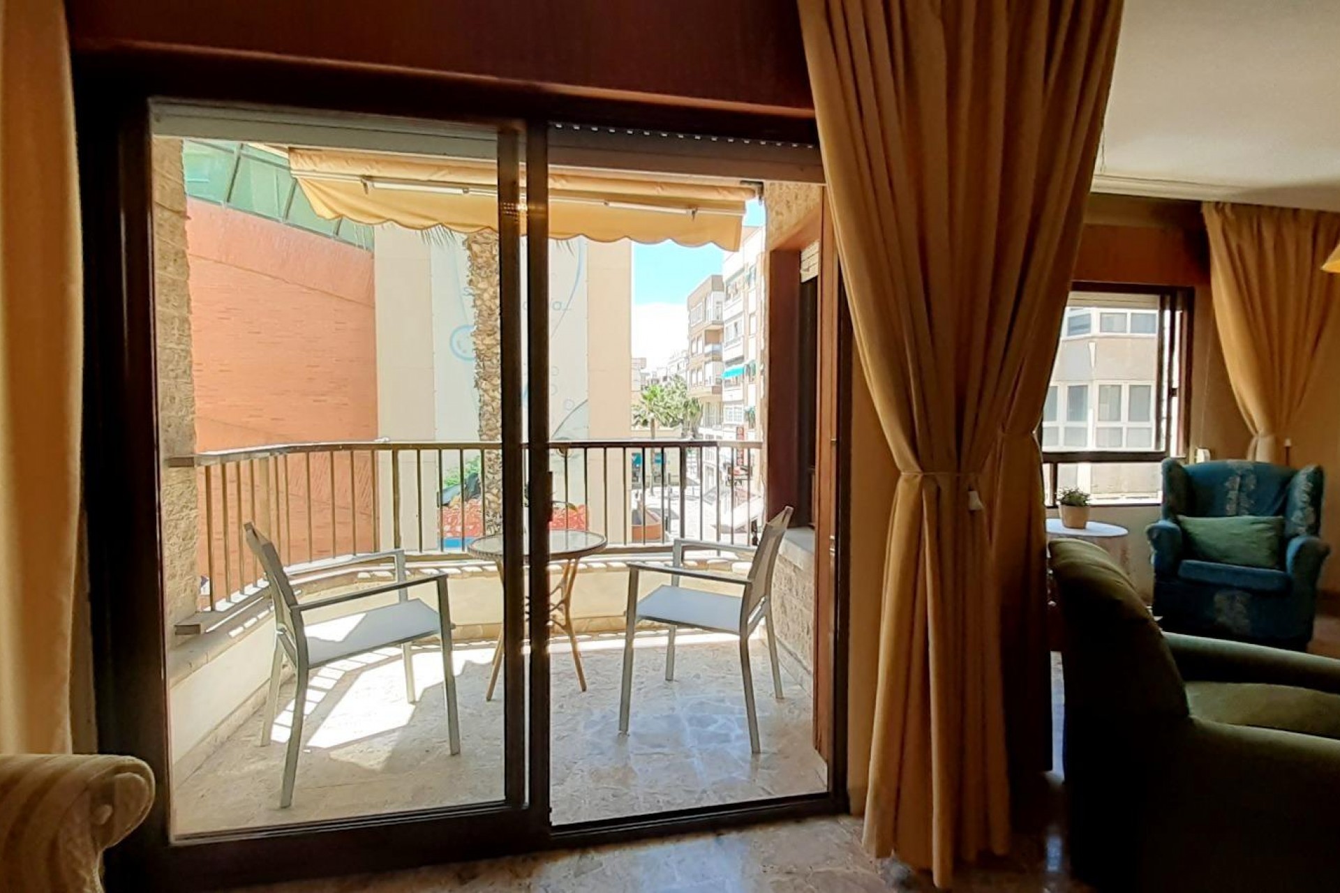 Resale - Apartment -
Torrevieja