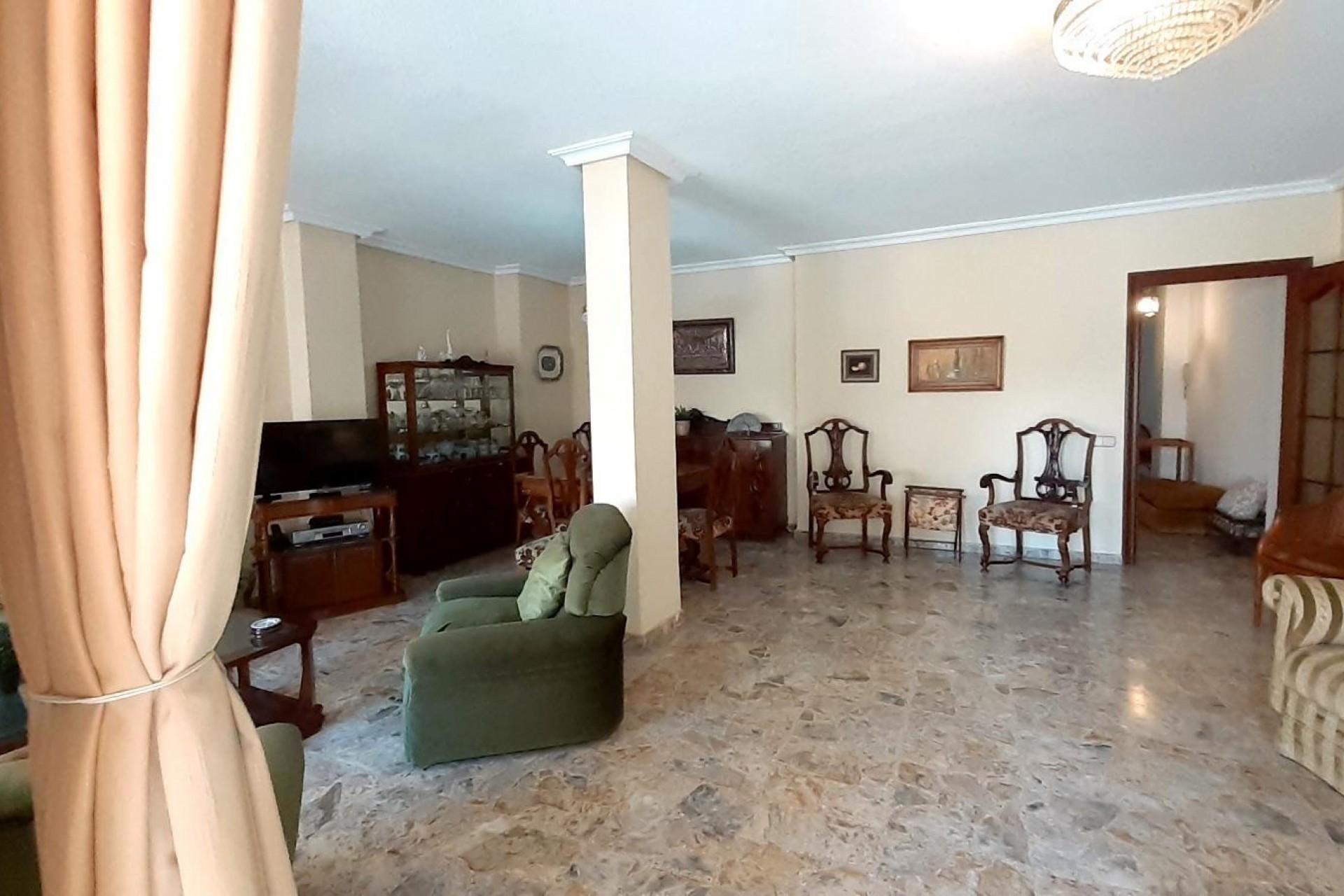 Resale - Apartment -
Torrevieja
