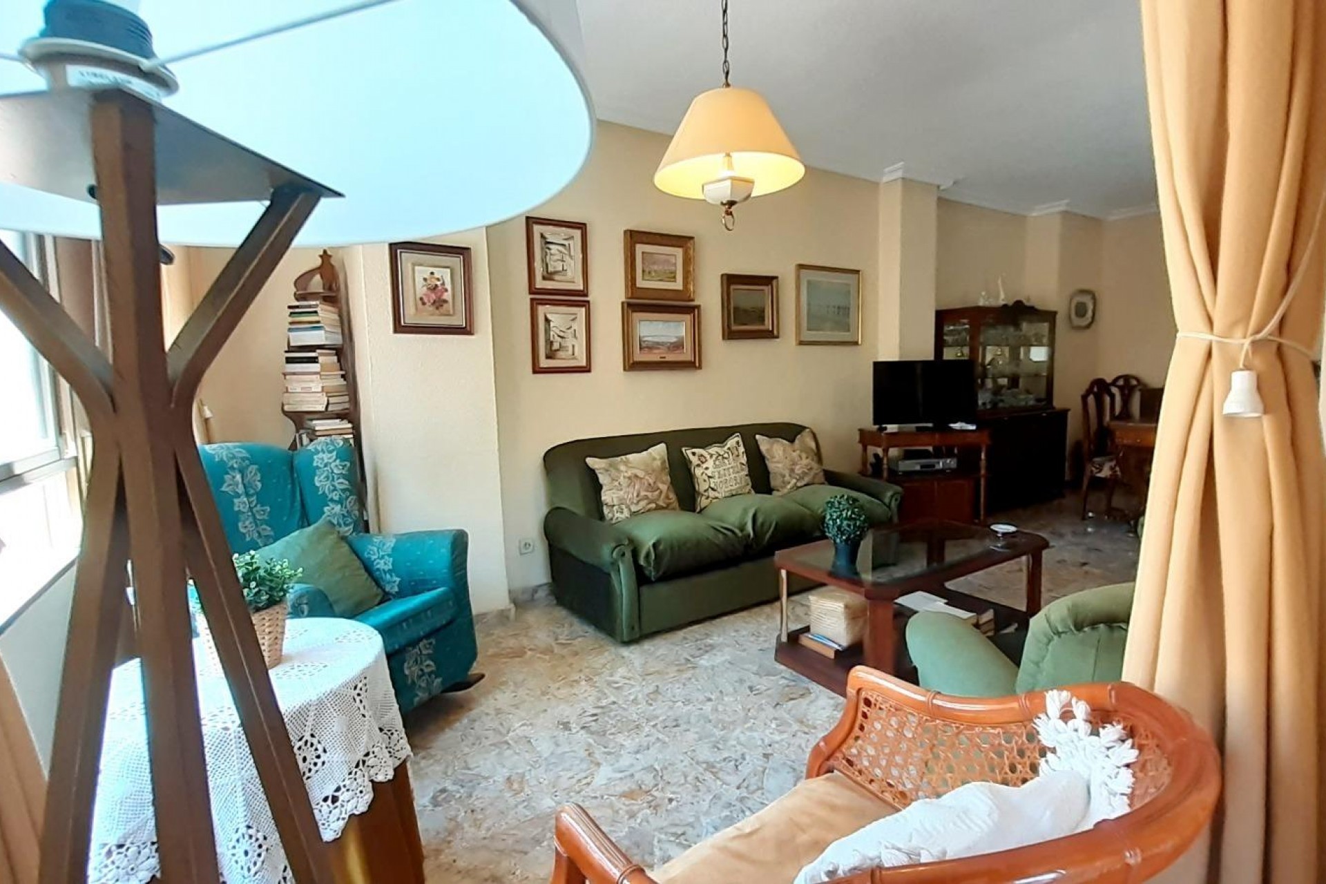 Resale - Apartment -
Torrevieja