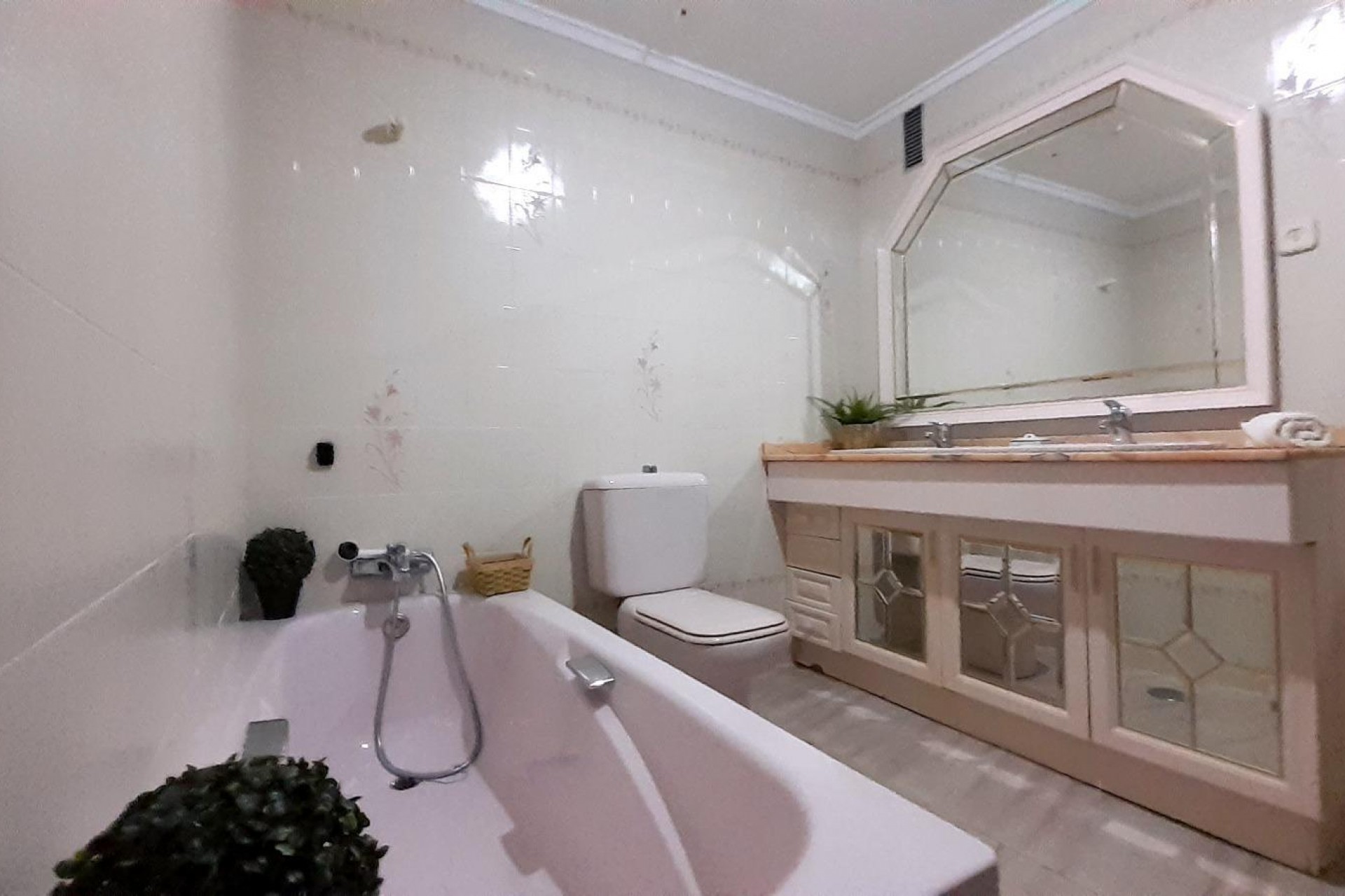 Resale - Apartment -
Torrevieja