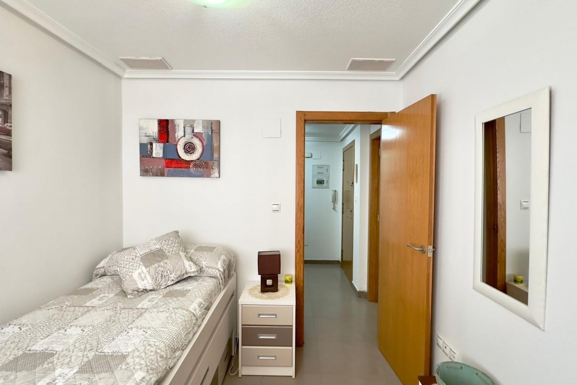 Resale - Apartment -
Torrevieja