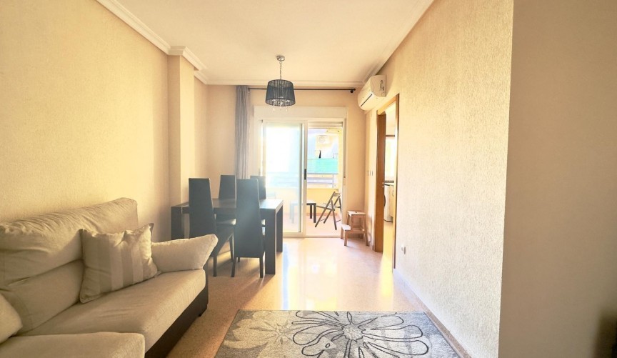 Resale - Apartment -
Torrevieja
