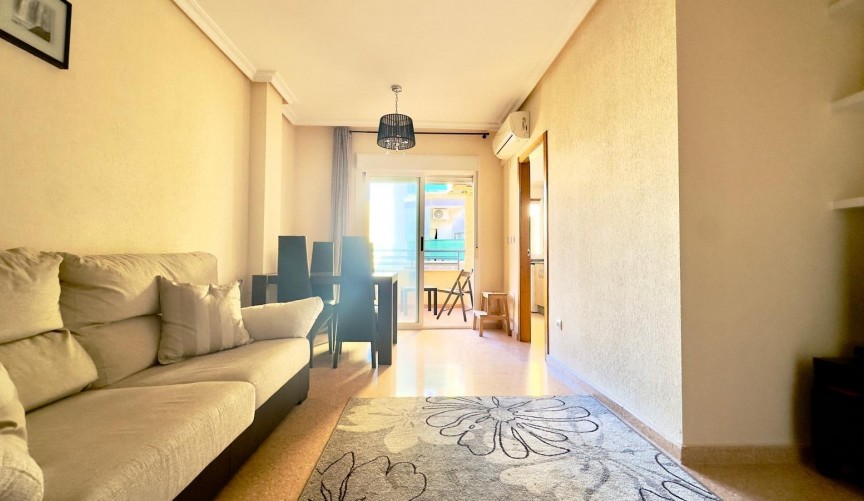 Resale - Apartment -
Torrevieja