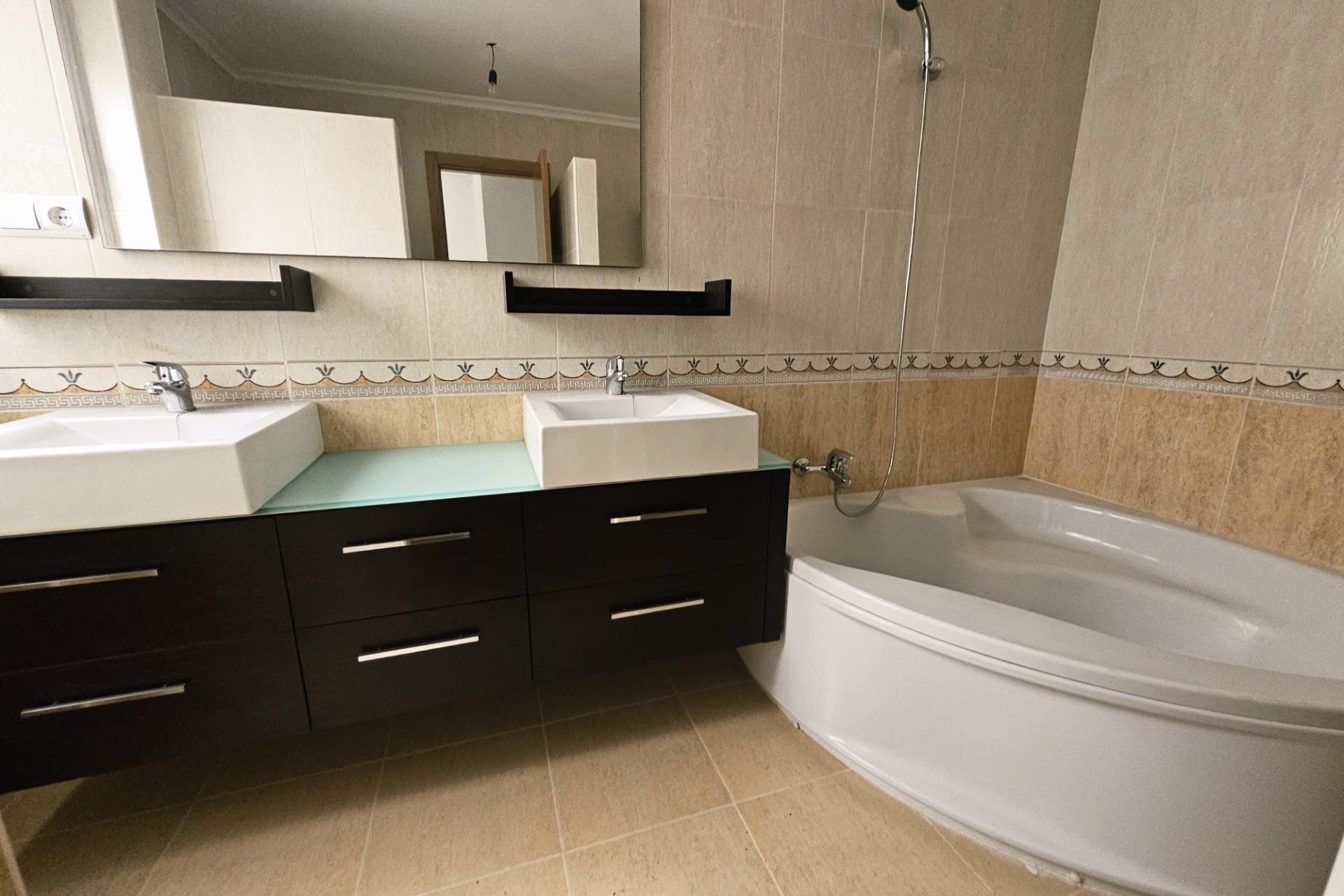 Resale - Apartment -
Torrevieja